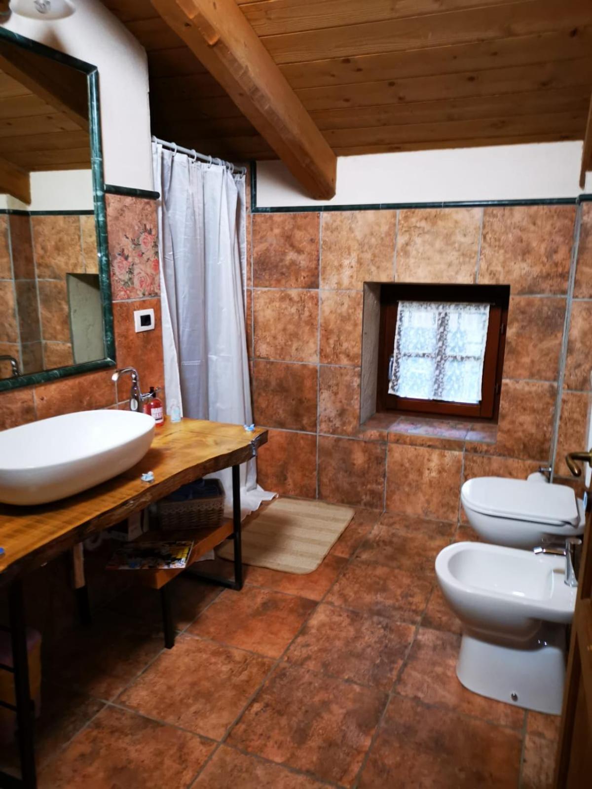 Agriturismo Magnarosa Villa Barge Bilik gambar