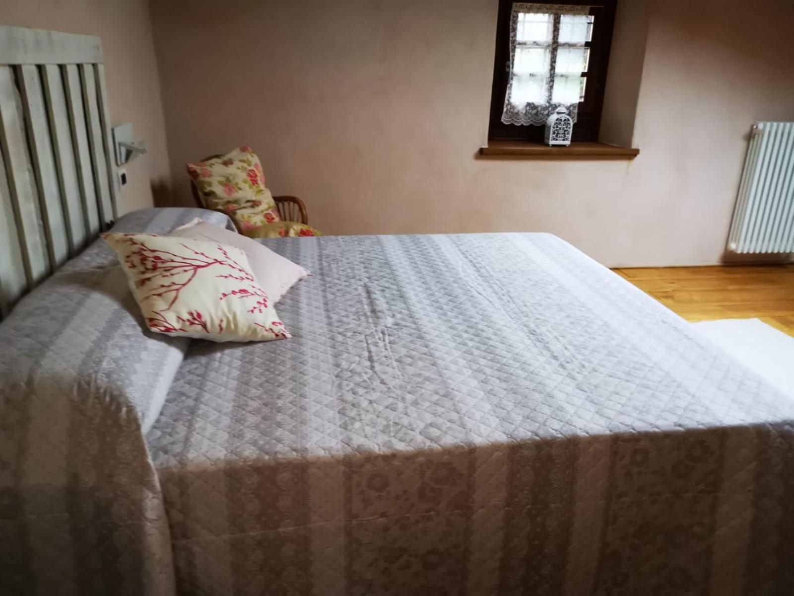 Agriturismo Magnarosa Villa Barge Bilik gambar