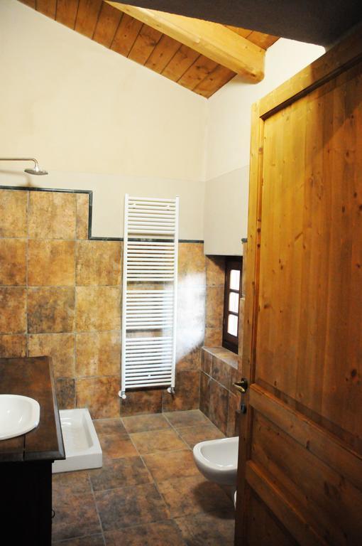 Agriturismo Magnarosa Villa Barge Luaran gambar