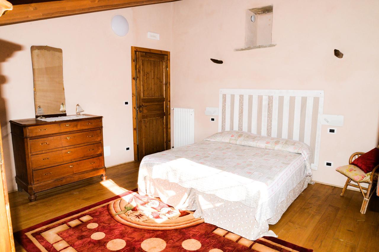 Agriturismo Magnarosa Villa Barge Luaran gambar